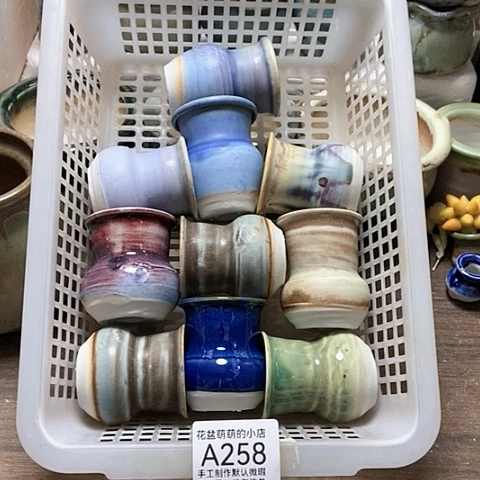 紫砂花盆258微瑕品口径3.5左右