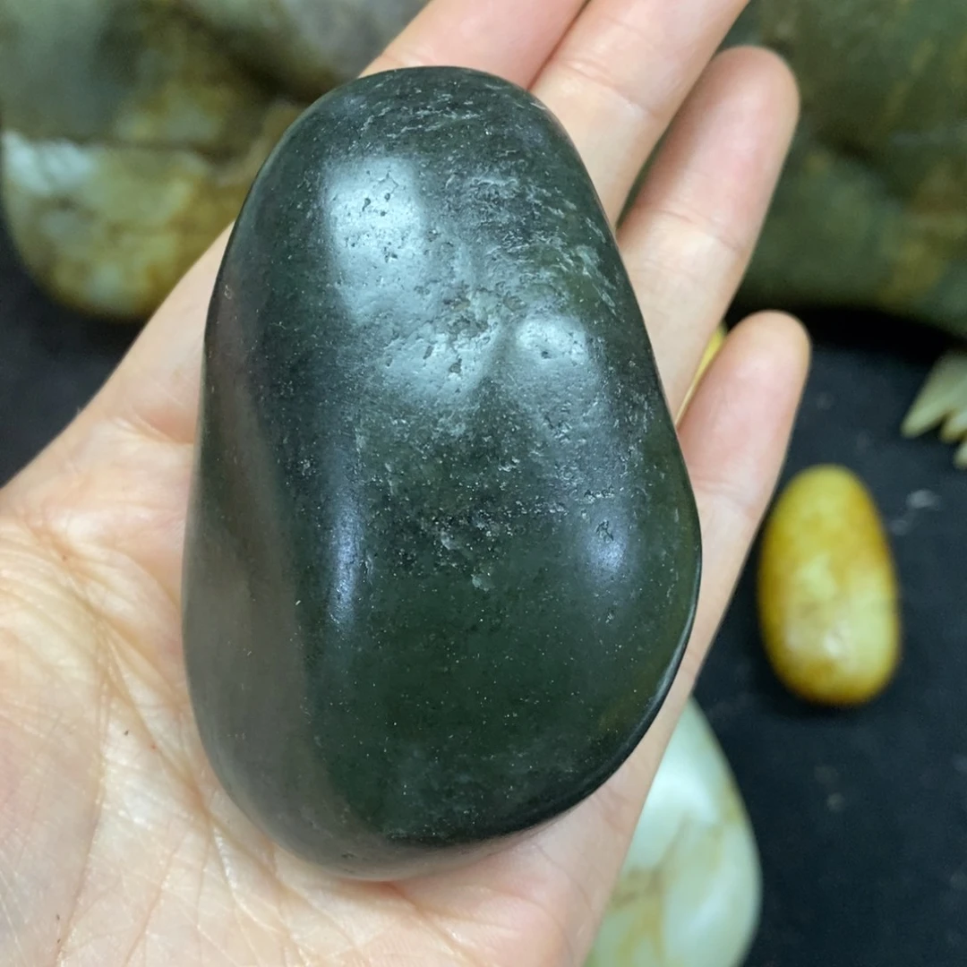 未镶嵌和田玉（糖玉）挂件