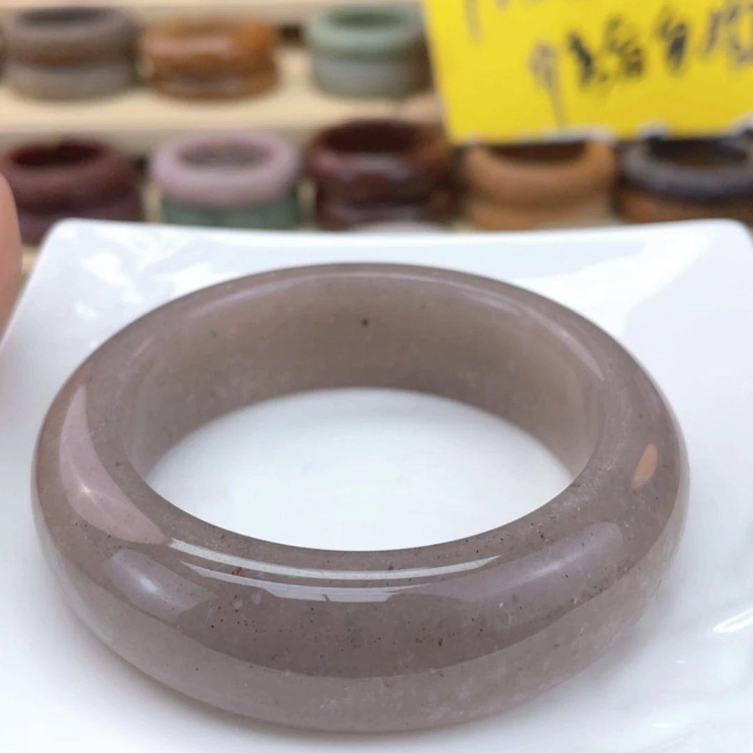 【闪购商品】石英质玉手镯未镶嵌