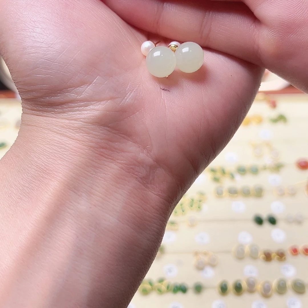 和田玉银S925镶嵌耳饰