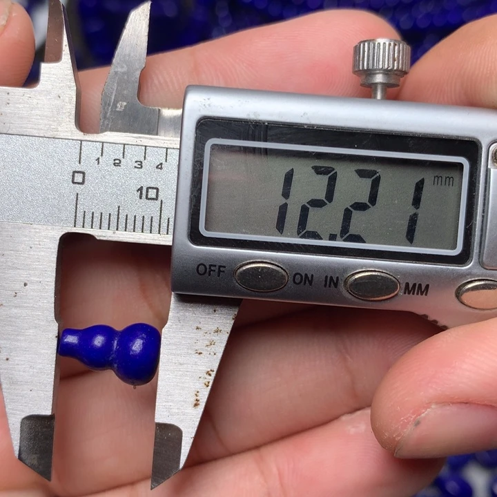 青金石未镶嵌葫芦