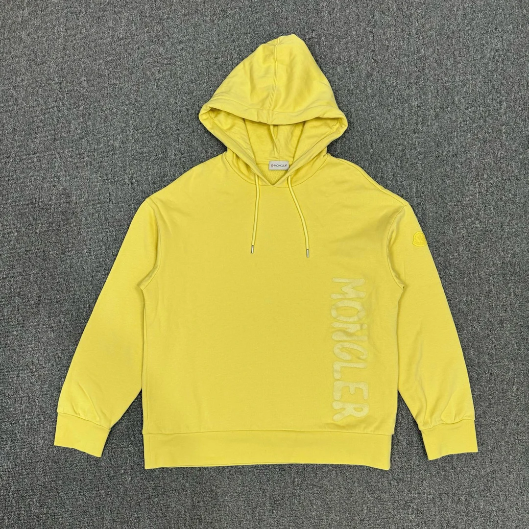 99新 MONCLER 10808276 nz 女款黄色字母印花logo连帽卫衣 S码