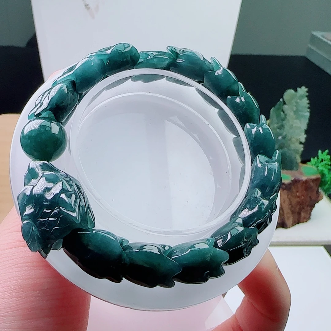 翡翠未镶嵌颈饰111