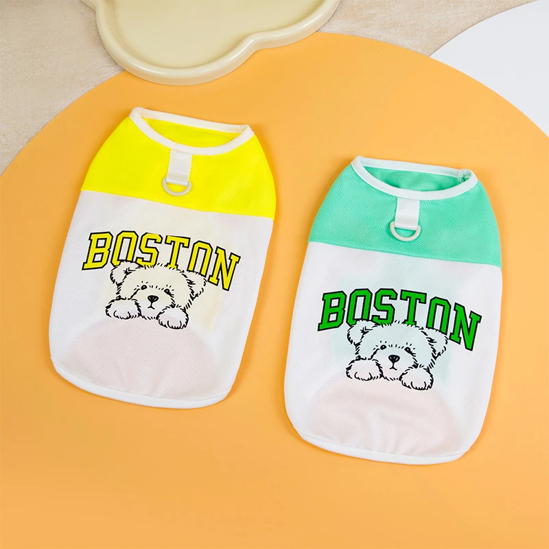 狗衣服春装宠物服装春夏薄款狗狗衣服可爱拼接运动背心带牵引扣