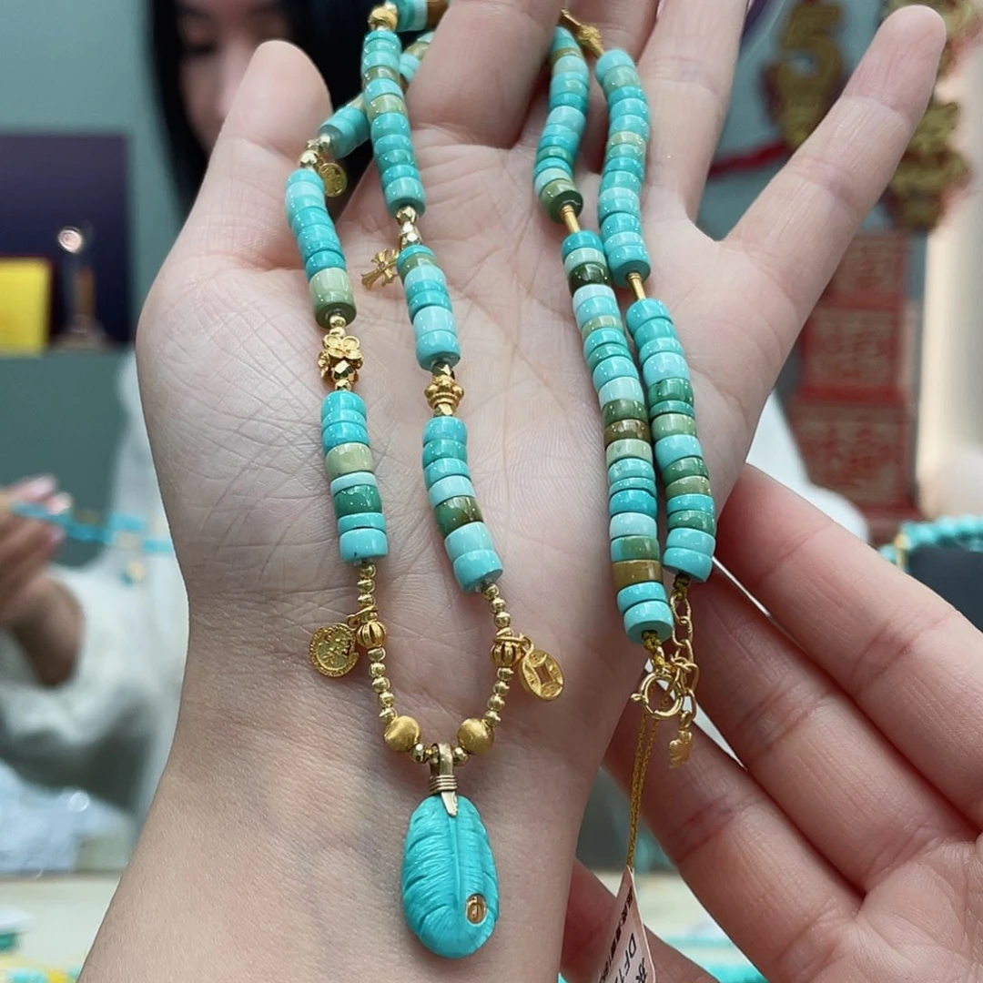 绿松石颈饰18K金镶嵌