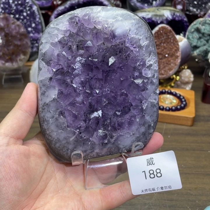未镶嵌珠宝半成品水晶