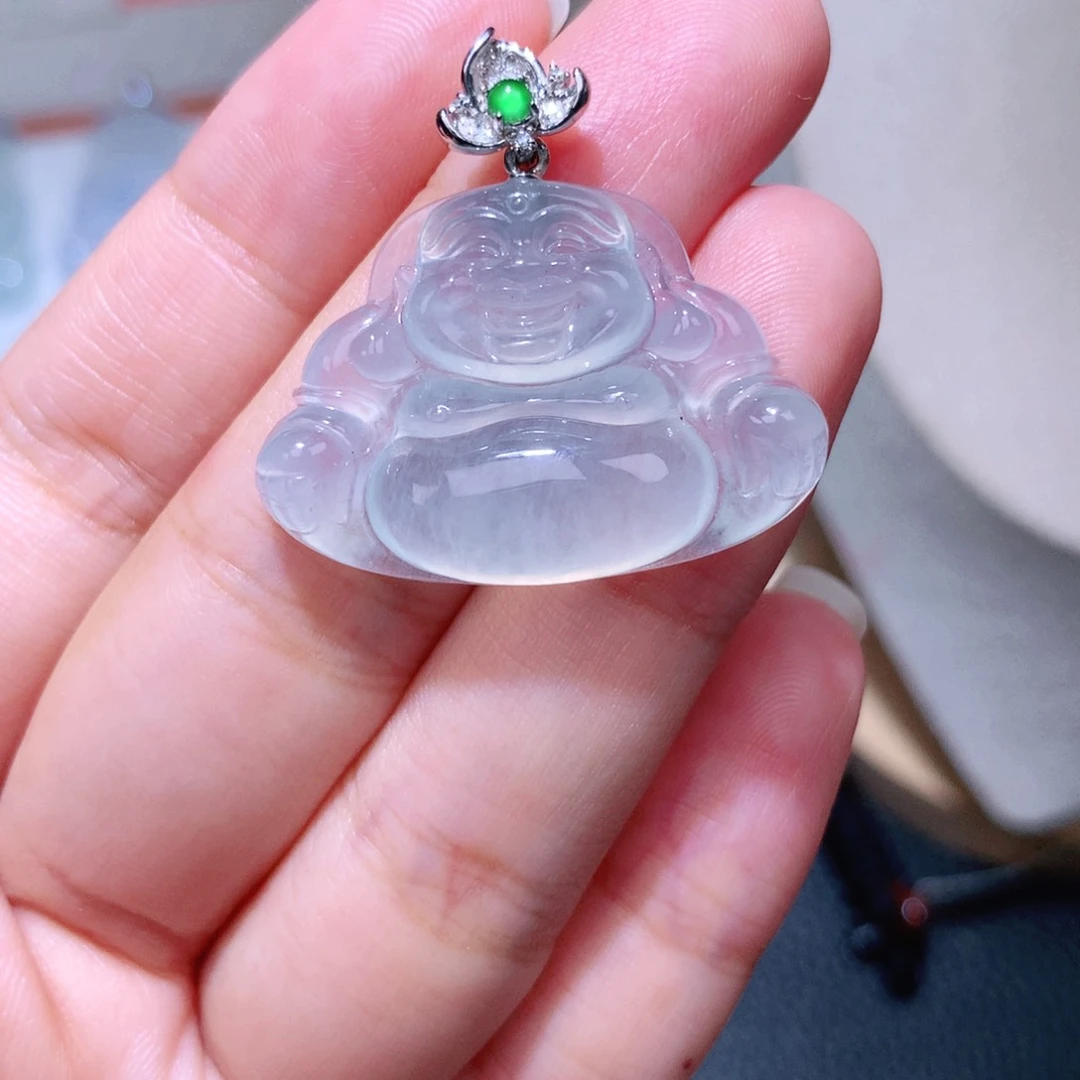颈饰18K金镶嵌翡翠佛公