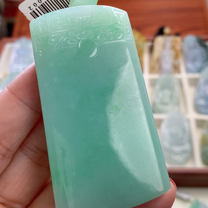 翡翠未镶嵌颈饰木*楠翡翠