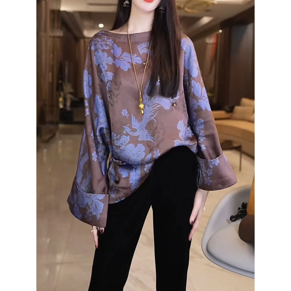 时尚洋气高级轻奢套装2025秋季新款宽松圆领印花上衣+显瘦微喇裤