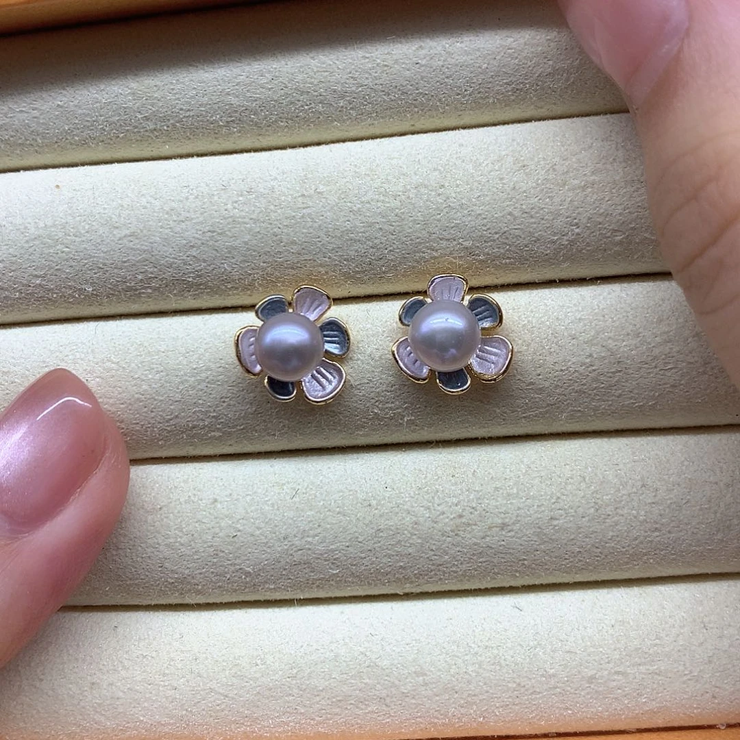 合金耳饰淡水珍珠