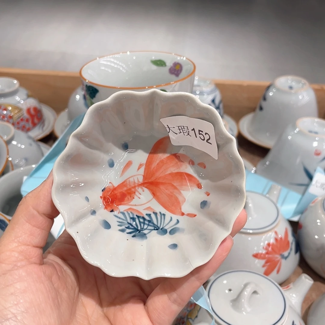 釉下手绘茶具微瑕