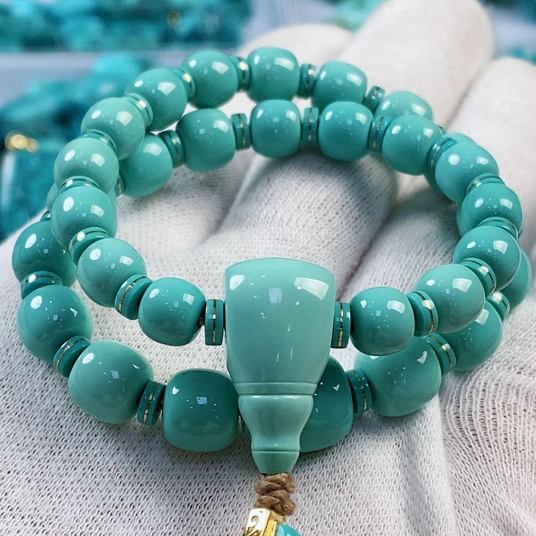 绿松石配饰未镶嵌