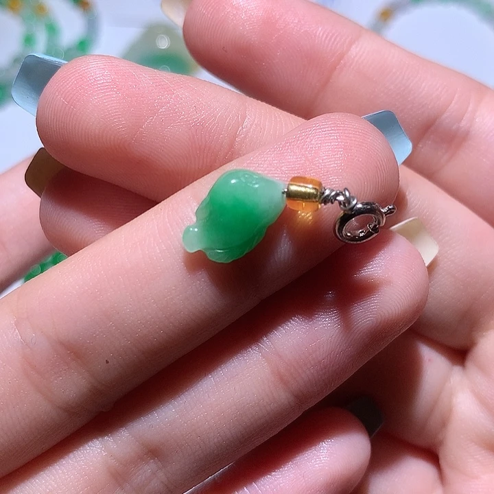 翡翠未镶嵌颈饰无镶嵌19