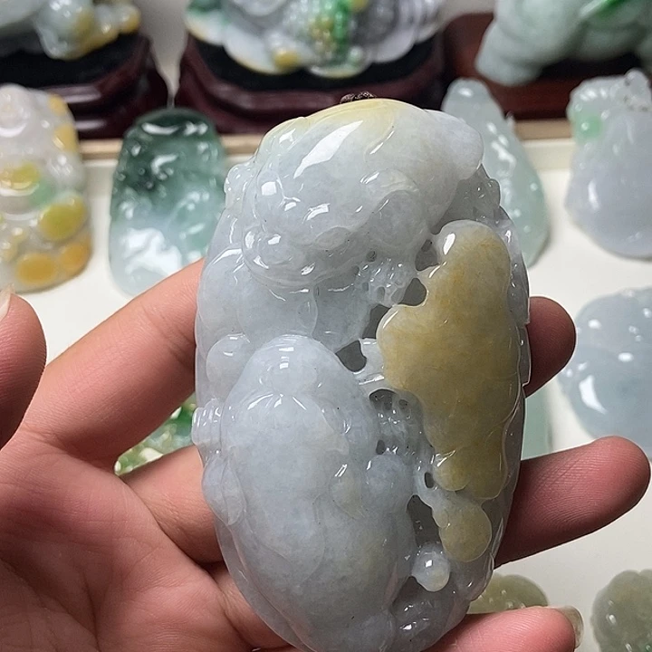 翡翠未镶嵌把件金蟾