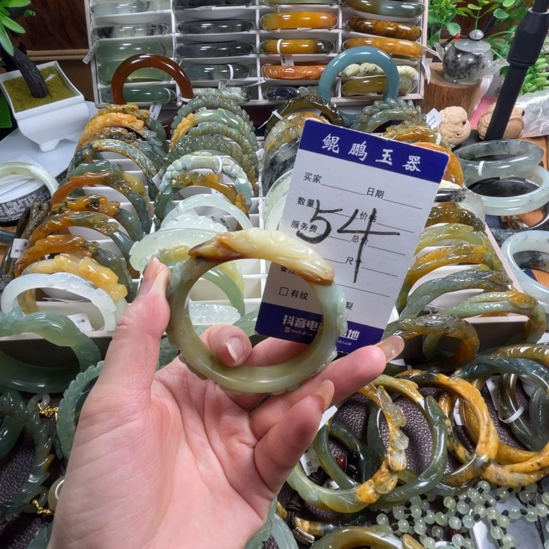 未镶嵌蛇纹石玉手镯