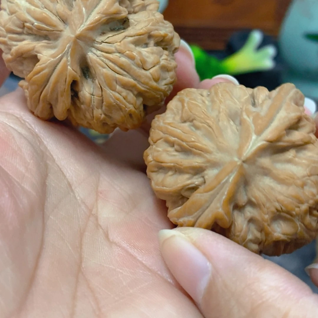 【闪购商品】吊坠文玩核桃刚*红锦鲤