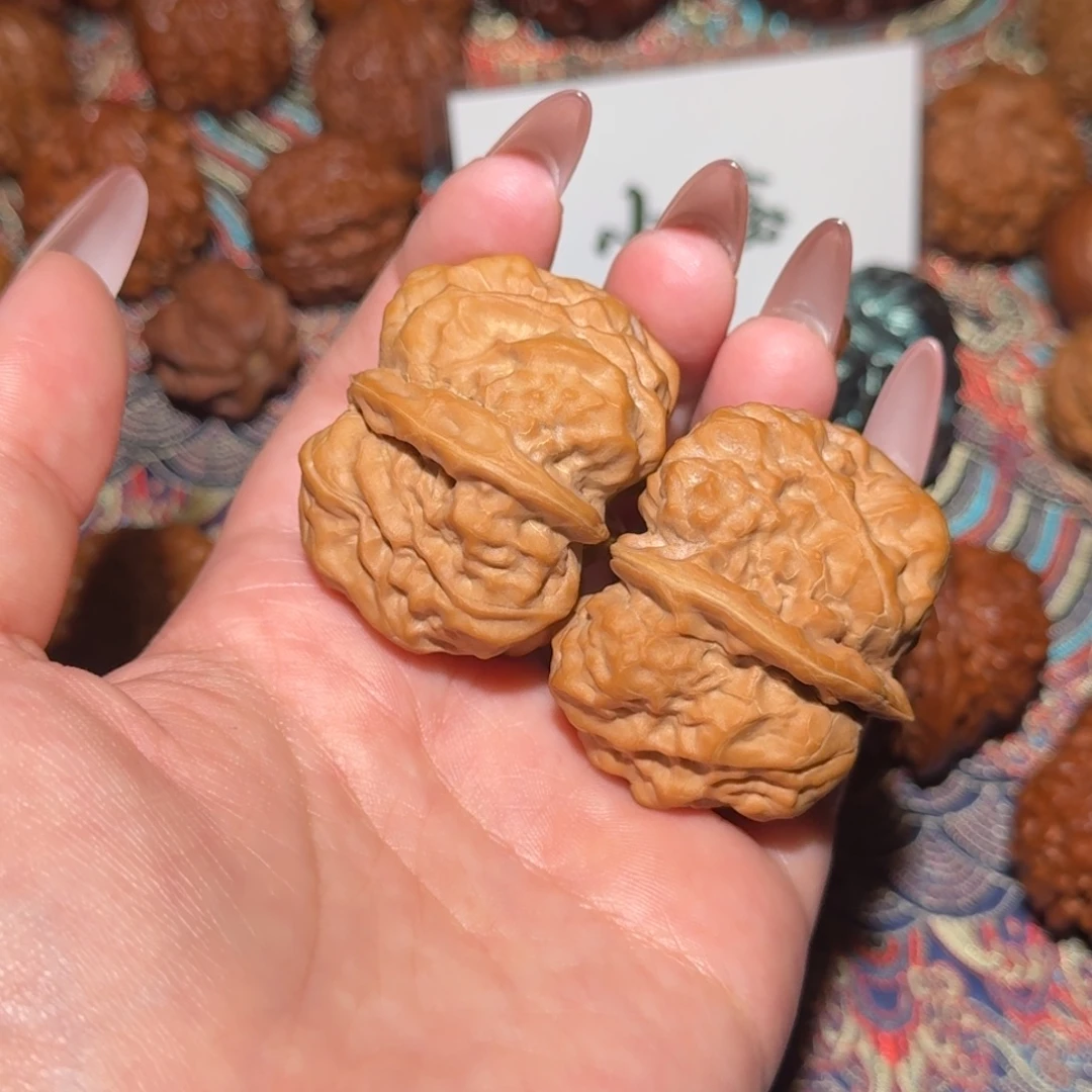 把件文玩核桃1524号39三角元宝蛙蛙文玩核桃