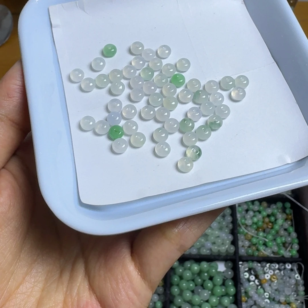 ****玥翡翠散珠卡5+鼓珠一份