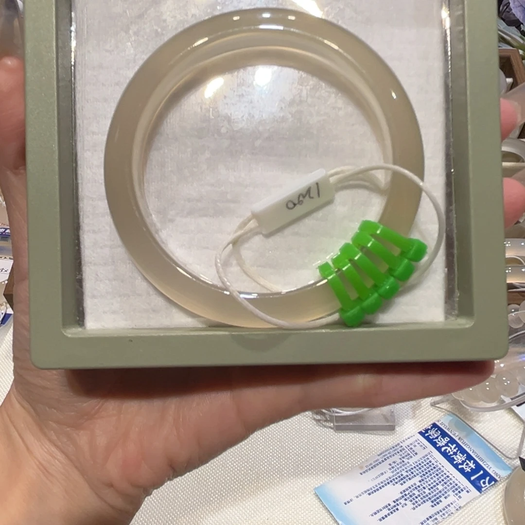 小***k玛瑙/玉髓未镶嵌手镯