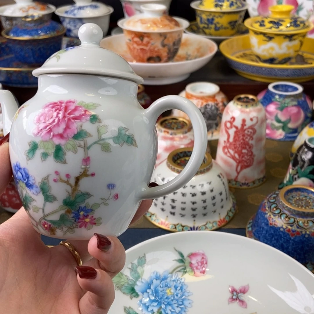 陶瓷艺术家的作品是一种非常