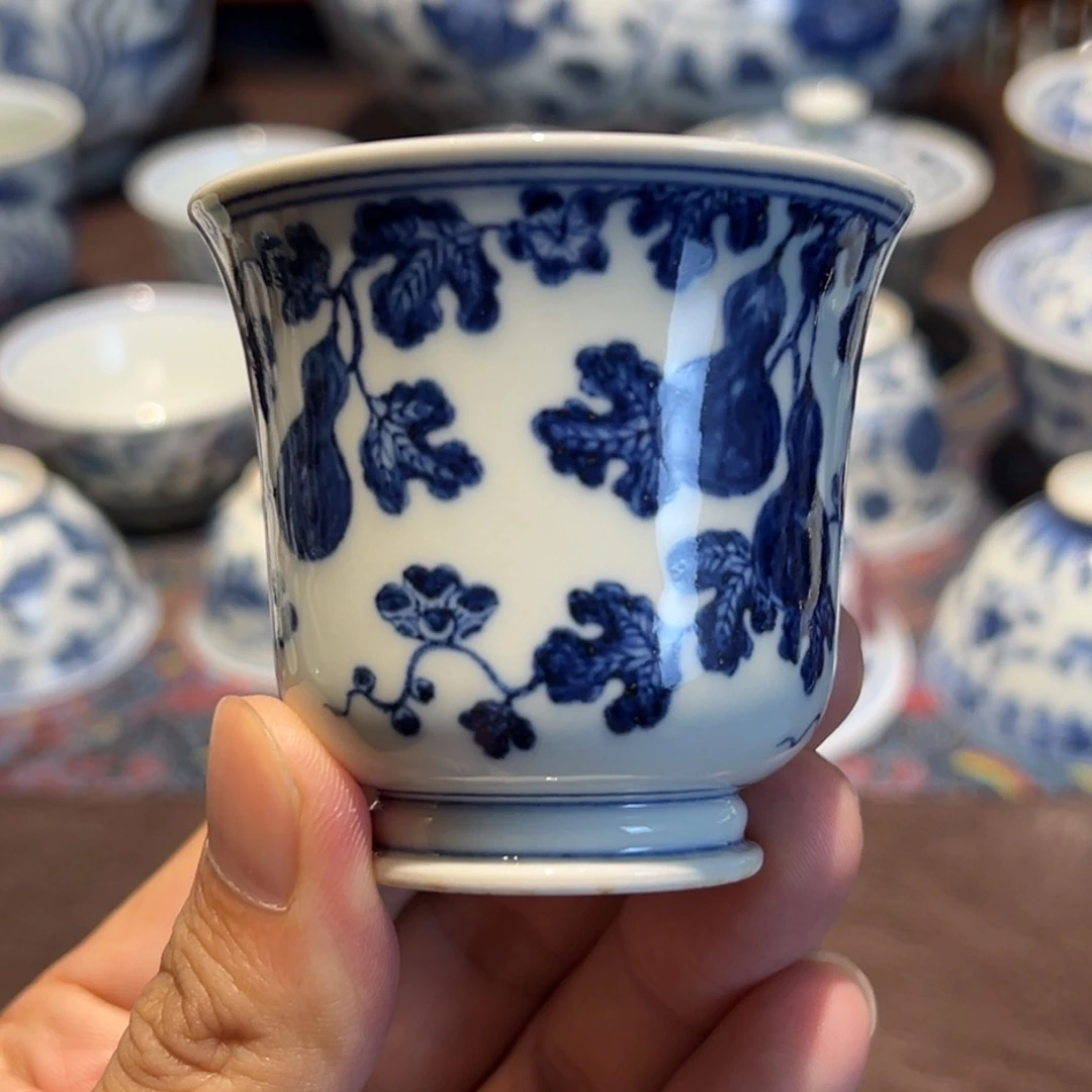 精品青花葫芦纹铃铛杯口径约6.2厘米