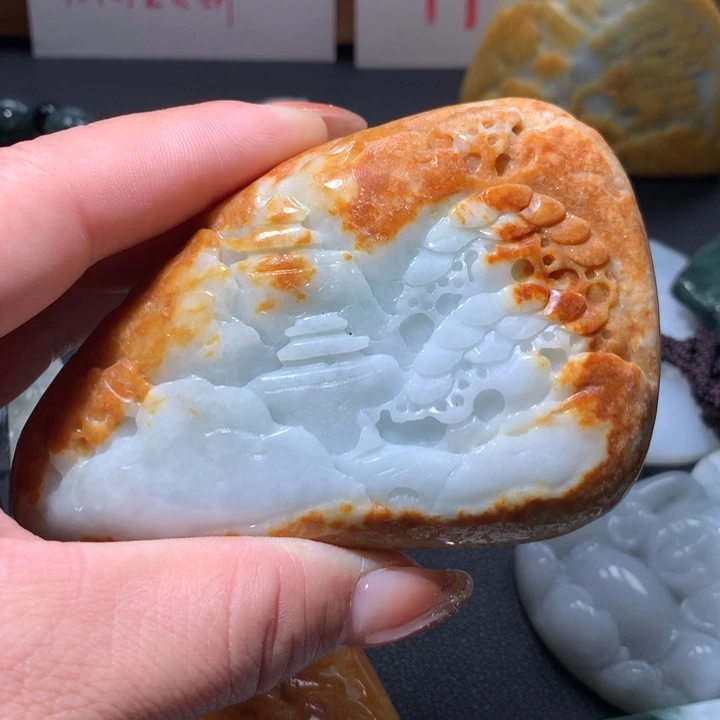 翡翠未镶嵌颈饰保真天然A货翡翠