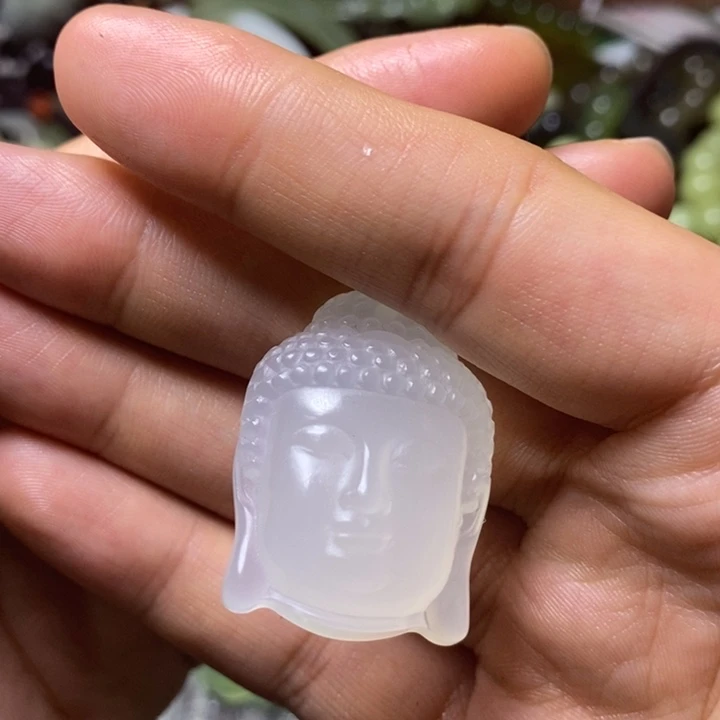 岫玉岫玉颈饰未镶嵌幕*