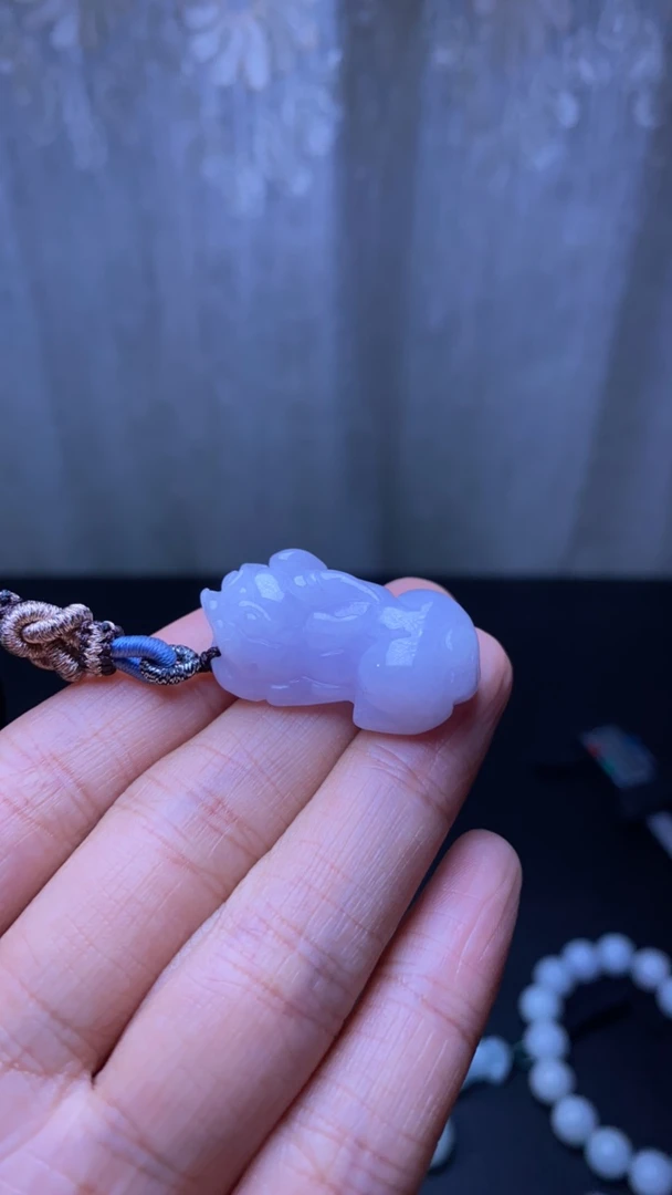 纯天然的缅甸A货翡翠貔貅