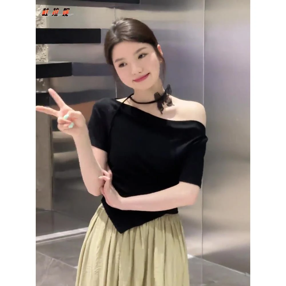 杜拉妮不规则一字肩短袖t恤女款2025夏季设计感冷淡系高级感上衣