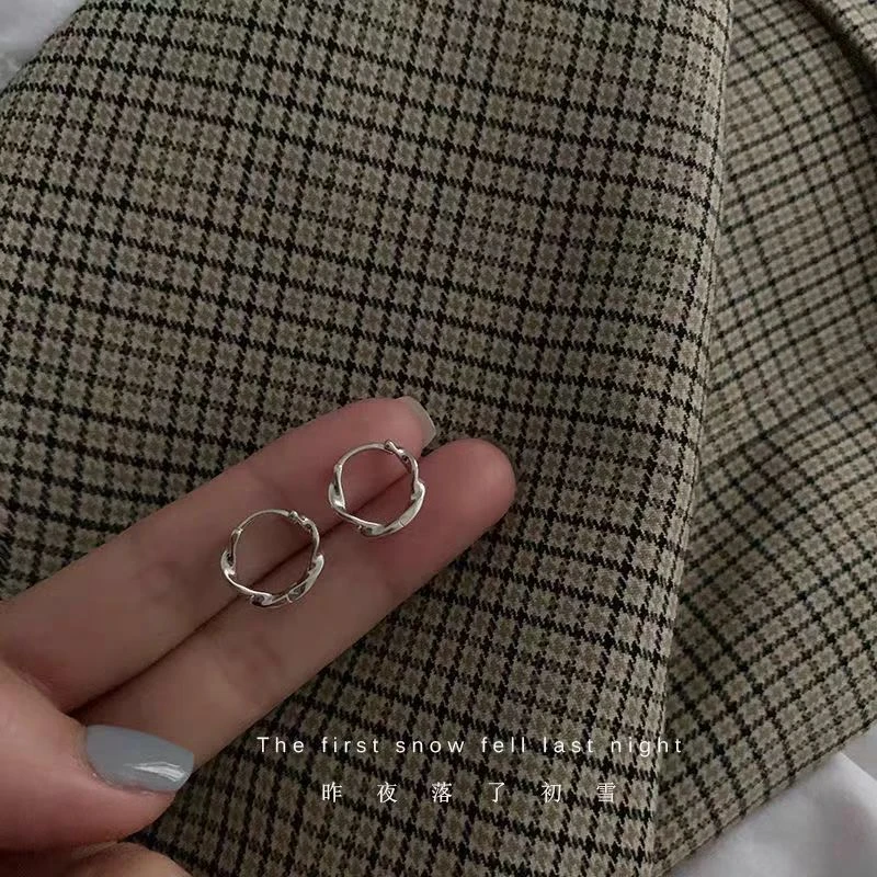 足银耳饰 足银手镯【953号】1g莫比乌斯耳环