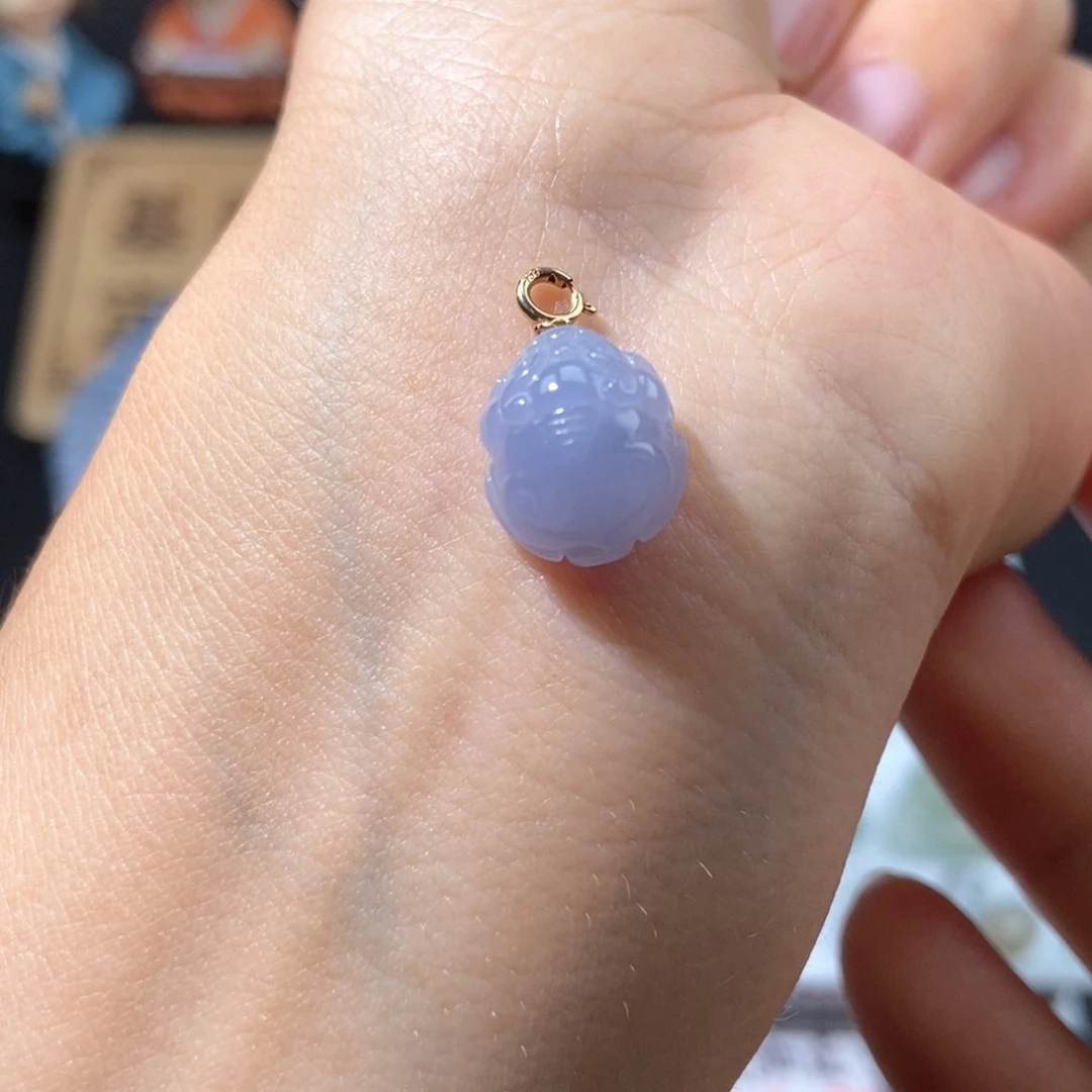 翡翠颈饰18K金镶嵌翡翠13.7×10.8×7.6