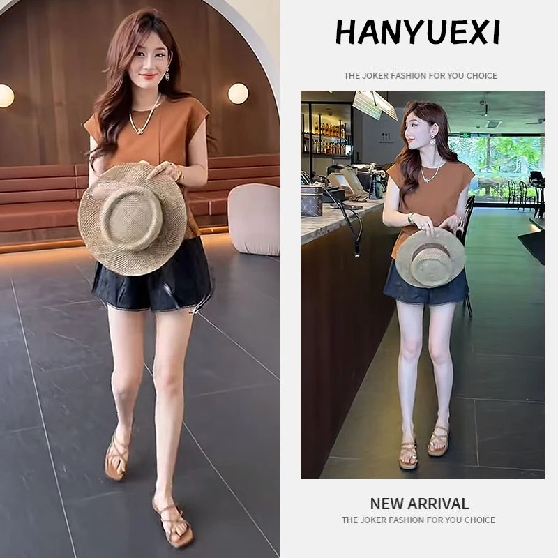 今年流行穿搭一整套2025法式圆领新款修身短袖上衣休闲短裤两件套