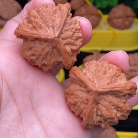 把件文玩核桃三棱39全品