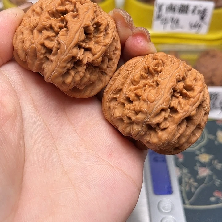 桃核吊坠45-30523-02