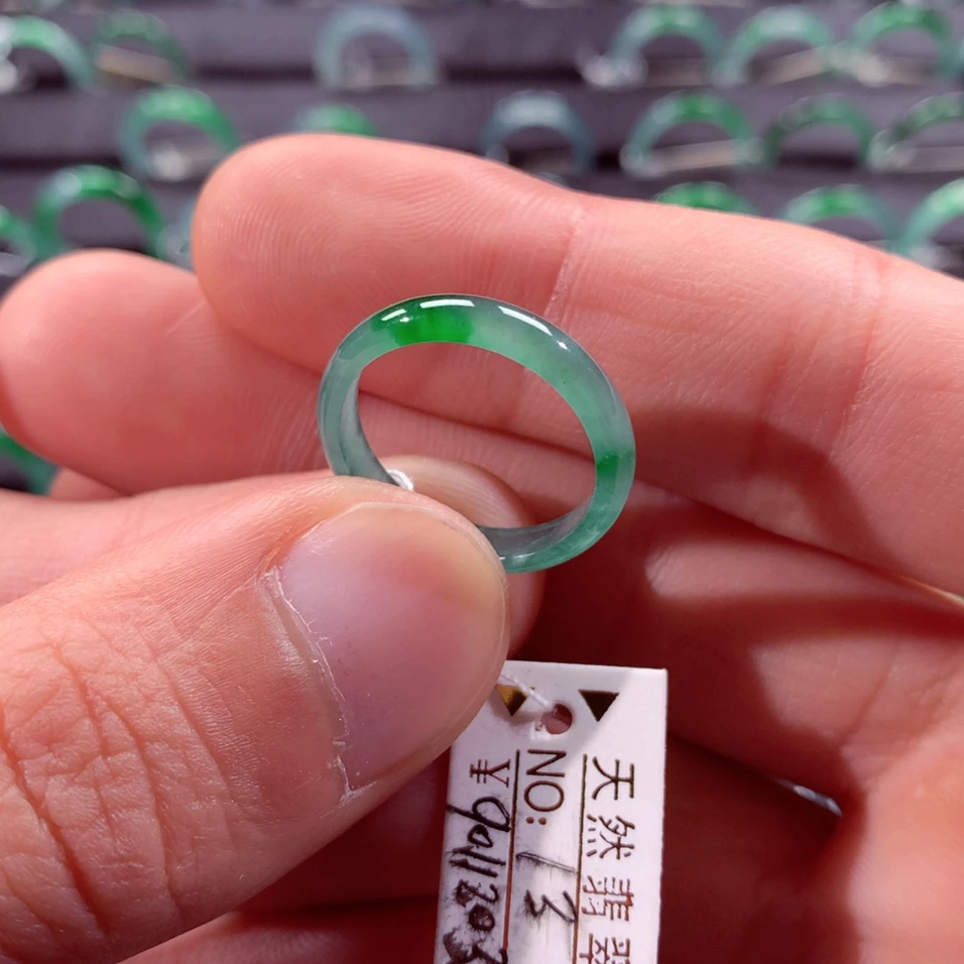 翡翠未镶嵌戒指翡翠戒指