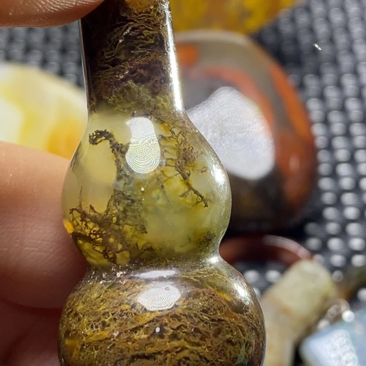 玛瑙/玉髓颈饰未镶嵌梦**处