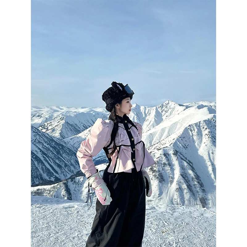粉黑拼接连体滑雪服女2025秋冬新款户外超好看御寒保暖单双板穿搭