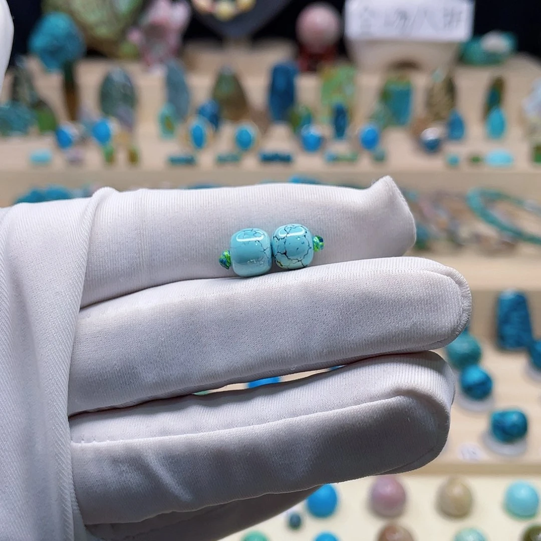 绿松石未镶嵌颈饰