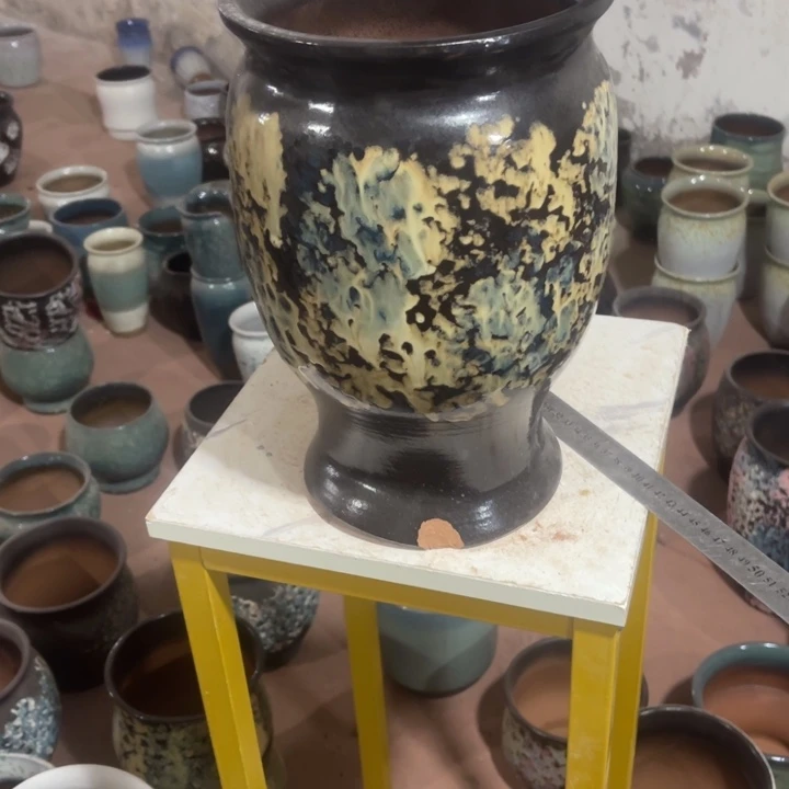 花盆紫砂口径20高度30一只瑕疵