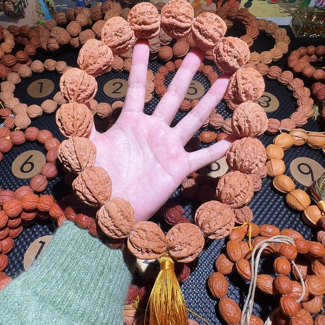 木质类文玩核桃吊坠龙脊手持