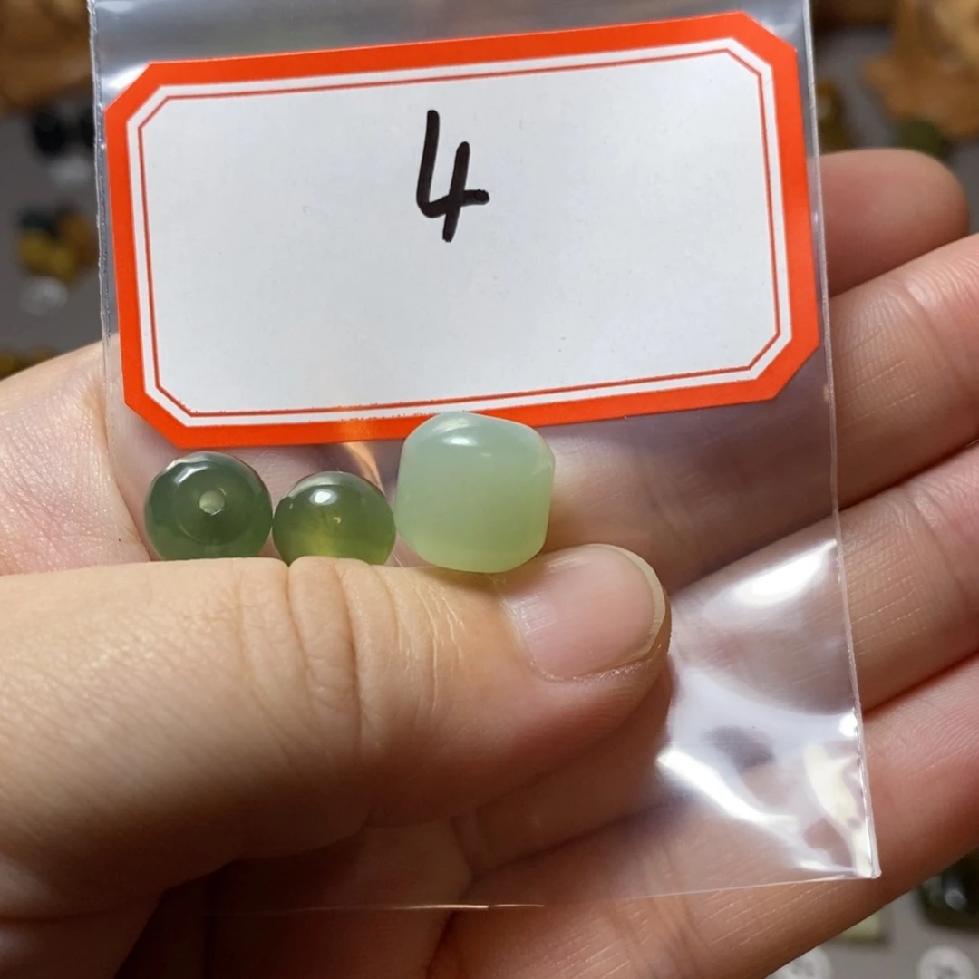 【闪购商品】蛇纹石玉配珠未镶嵌何****✨