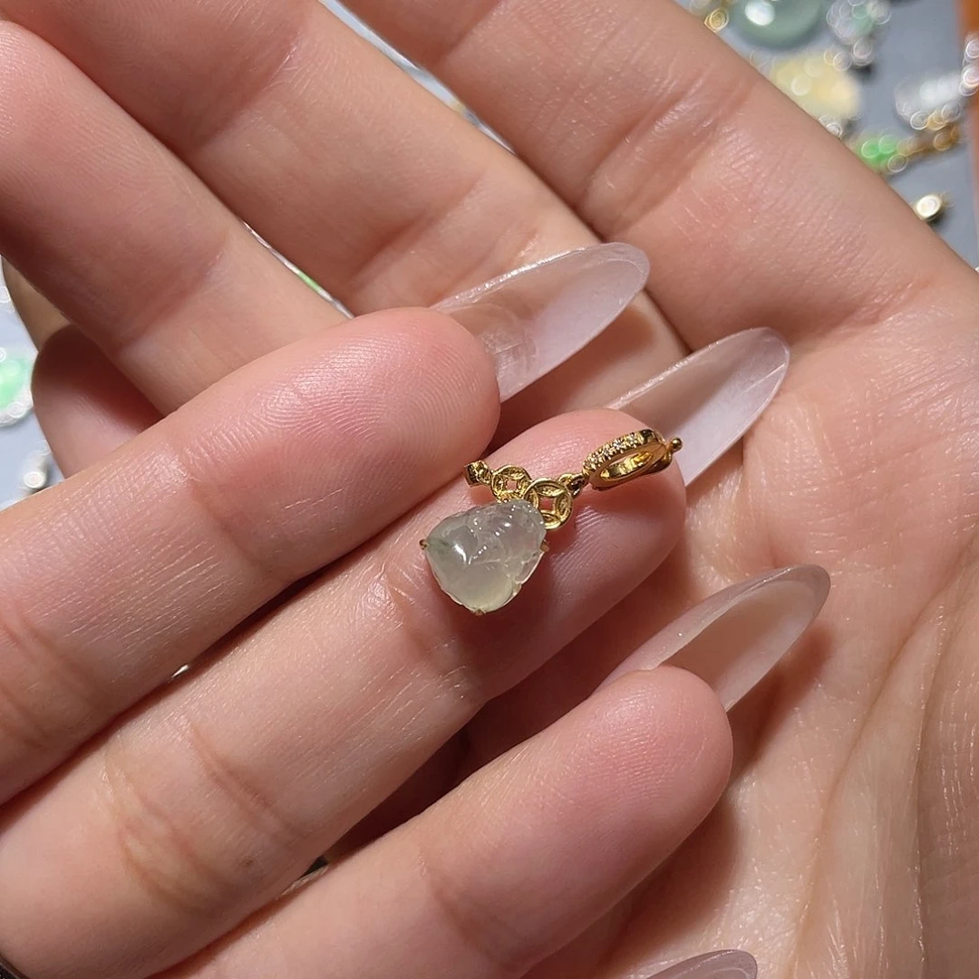 吊坠(不含链)18K金镶嵌翡翠