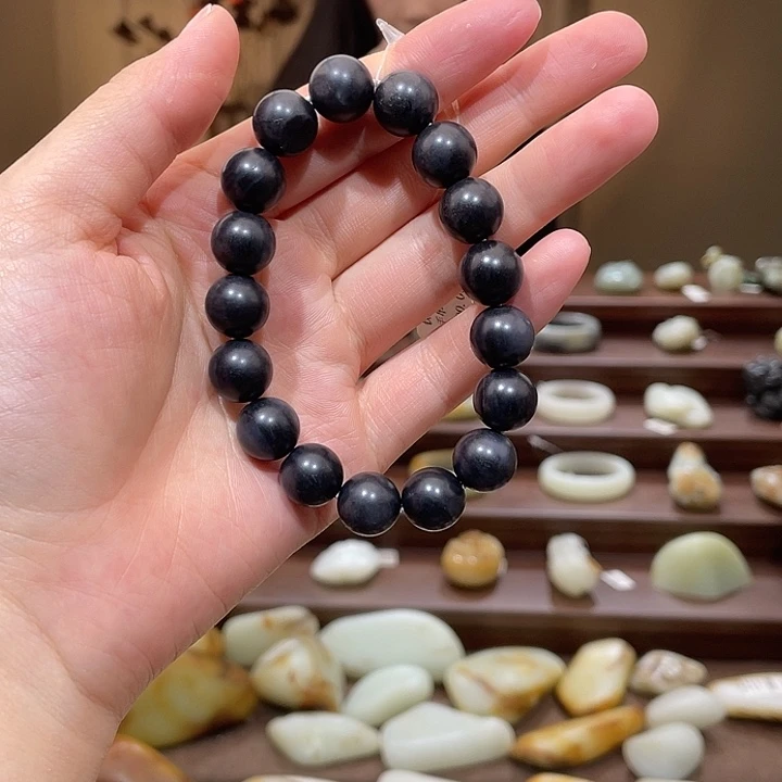 未镶嵌手串和田玉（墨玉）聚墨青花手串