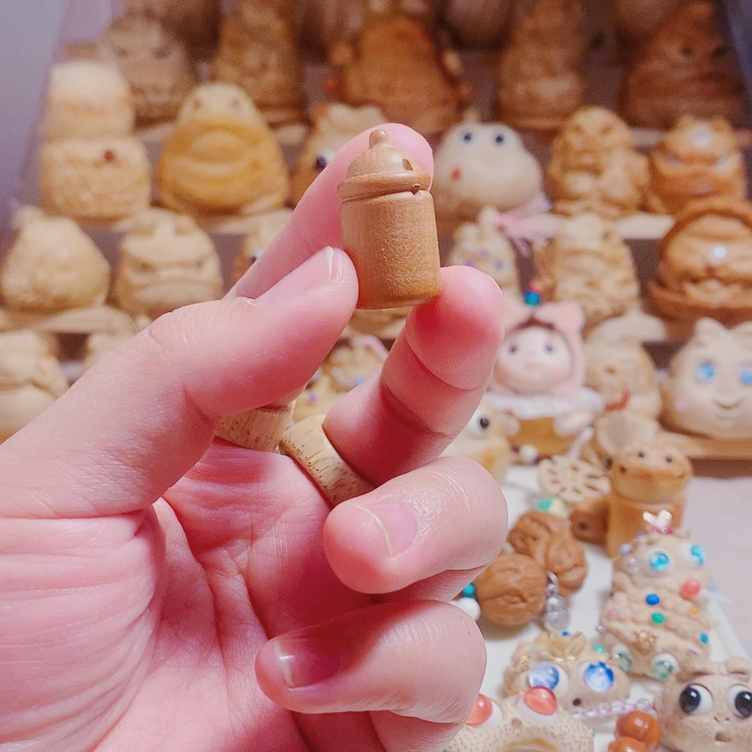 香榧木文玩檀木雕刻奶瓶