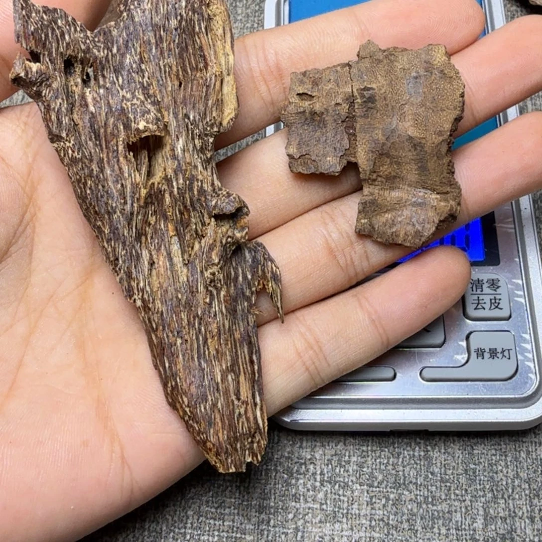 捻***尘香榧木海南大山野树心4.6+包头2.9克