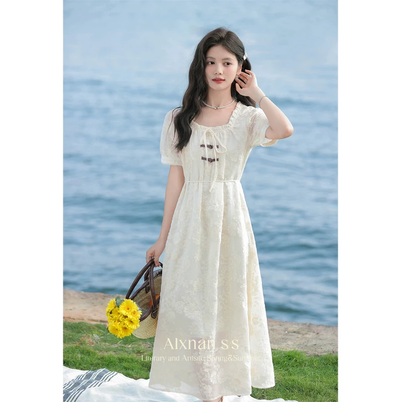 鹿向南【粉丝福利】「布蕾庄园」法式气质短袖连衣裙