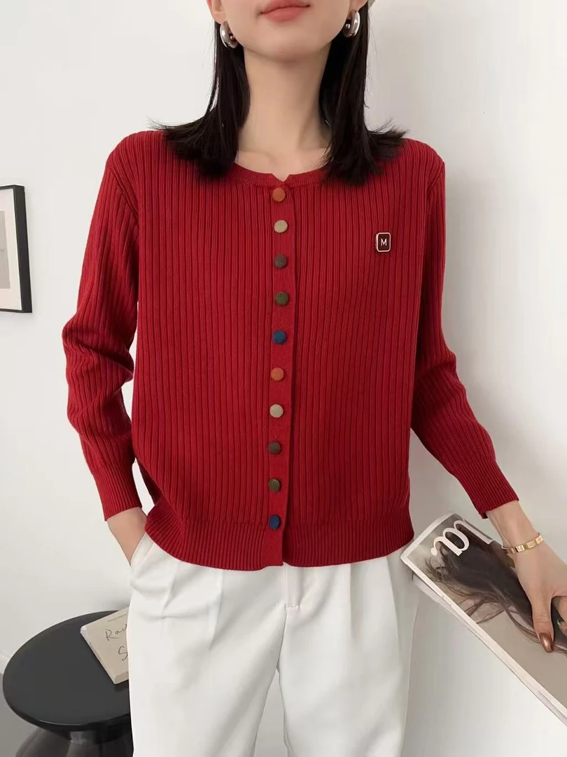 26026 秋季女士圆领彩扣纽扣针织衫外套 F80