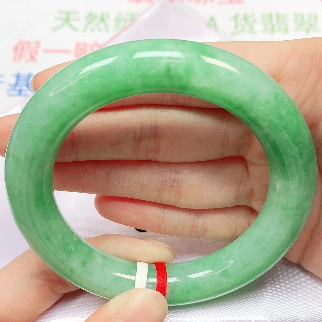 未镶嵌手镯翡翠?****鬼翡翠手镯56圆