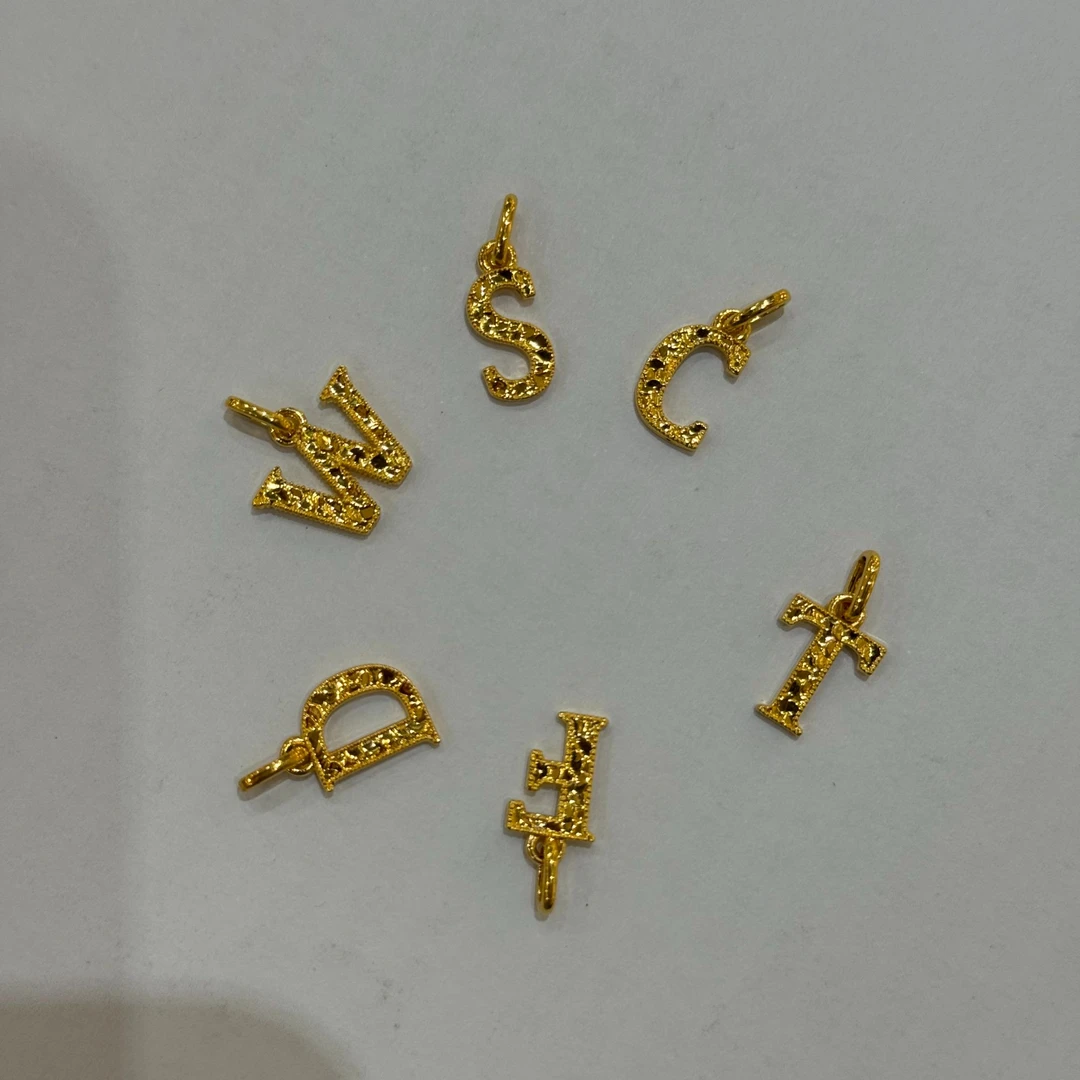 【米米精选】18K金字母小提溜