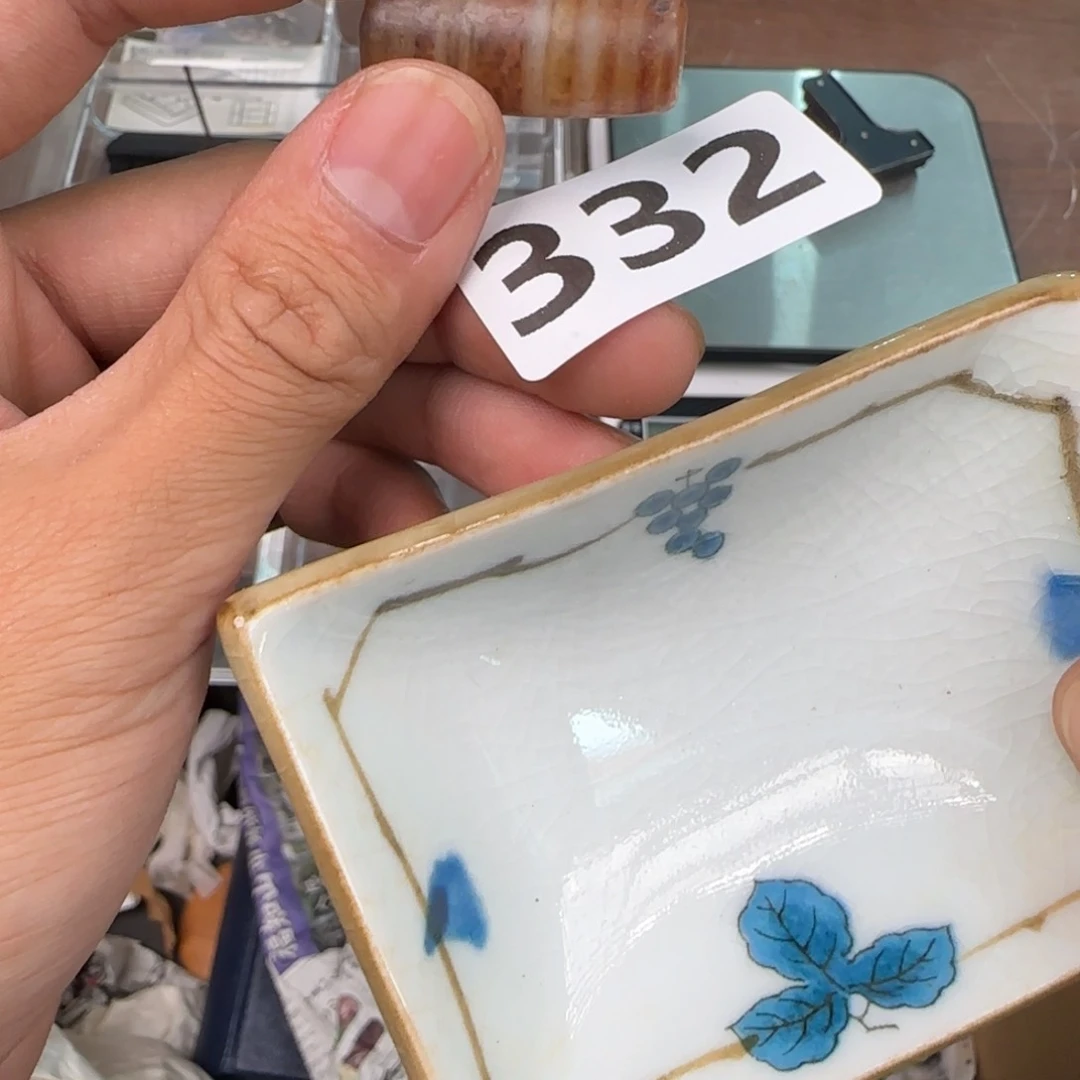 绿泥陶瓷孤品单件车里拍